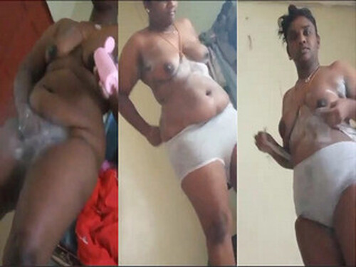 Indian Tamil Wife Waring Cloths